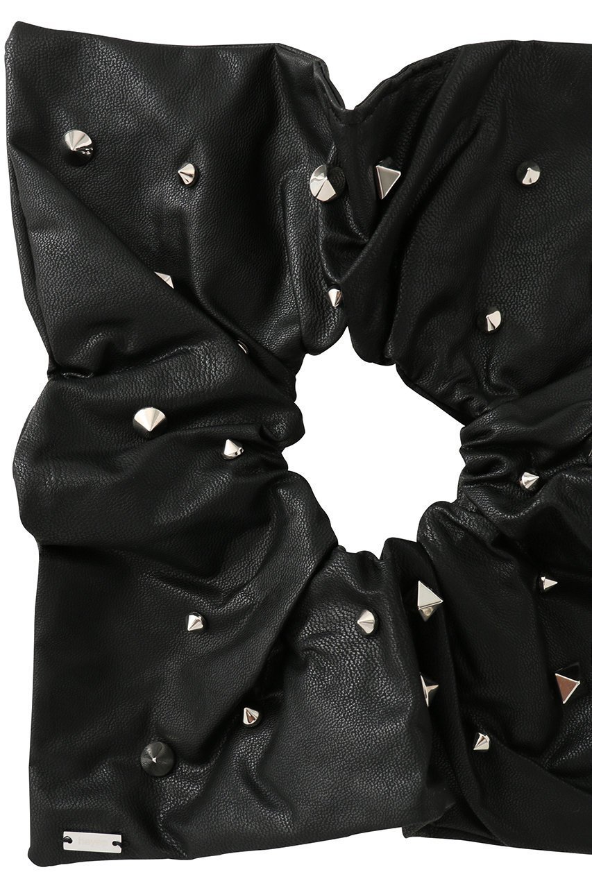 【ヘイップ/heyep】のFaux Leather Studded Scrunchie 人気、トレンドファッション・服の通販 founy(ファニー) 　ファッション　Fashion　レディースファッション　Fashion for Women　シュシュ&ヘアアクセ/ヘアアレンジ　Scrunchies & Hair Accessories　おすすめ　Recommended / Our Picks　アクセサリー　Fashion Accessories　クール　Cool, Chic　スクエア　Square, Square Shape　スタッズ　Studs, Metal Accents　フェイクレザー　Faux Leather, PU Leather　フォルム　Silhouette, Form　ブレスレット　Bracelet, Wristband　新作・新入荷　New Arrivals / New In　other-4|ID: prp329100004709271 ipo3291000000034016127