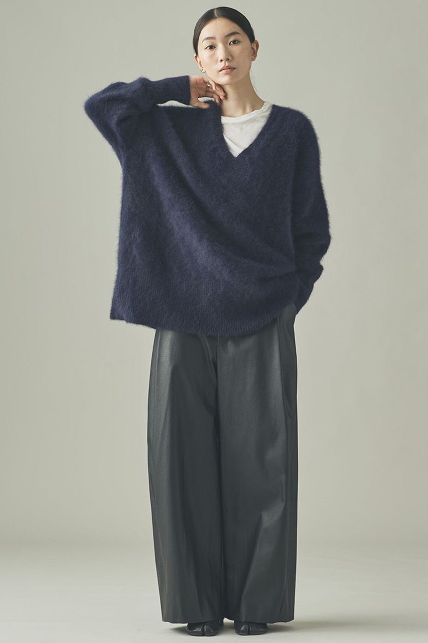 【カレンソロジー/Curensology】のFOXカシミヤVネックニットプルオーバー 人気、トレンドファッション・服の通販 founy(ファニー) 　ファッション　Fashion　レディースファッション　Fashion for Women　トップス・カットソー　Cut & Sew Tops　ニット　Knit Tops & Sweaters　カジュアルプルオーバー・ニットトップス　Pullovers & Knit Tops / Casual Pullovers　Vネックトップス　V-Neck Tops / V-Cut Neckline Shirts　おすすめ　Recommended / Our Picks　エアリー　Airy Texture　ショート　Short, Short Length　ラグジュアリー　Luxury, Elegant　リラックス　Relax, Relaxed Fit　ロング　Long, Long-Length　新作・新入荷　New Arrivals / New In　other-5|ID: prp329100004709338 ipo3291000000034016657