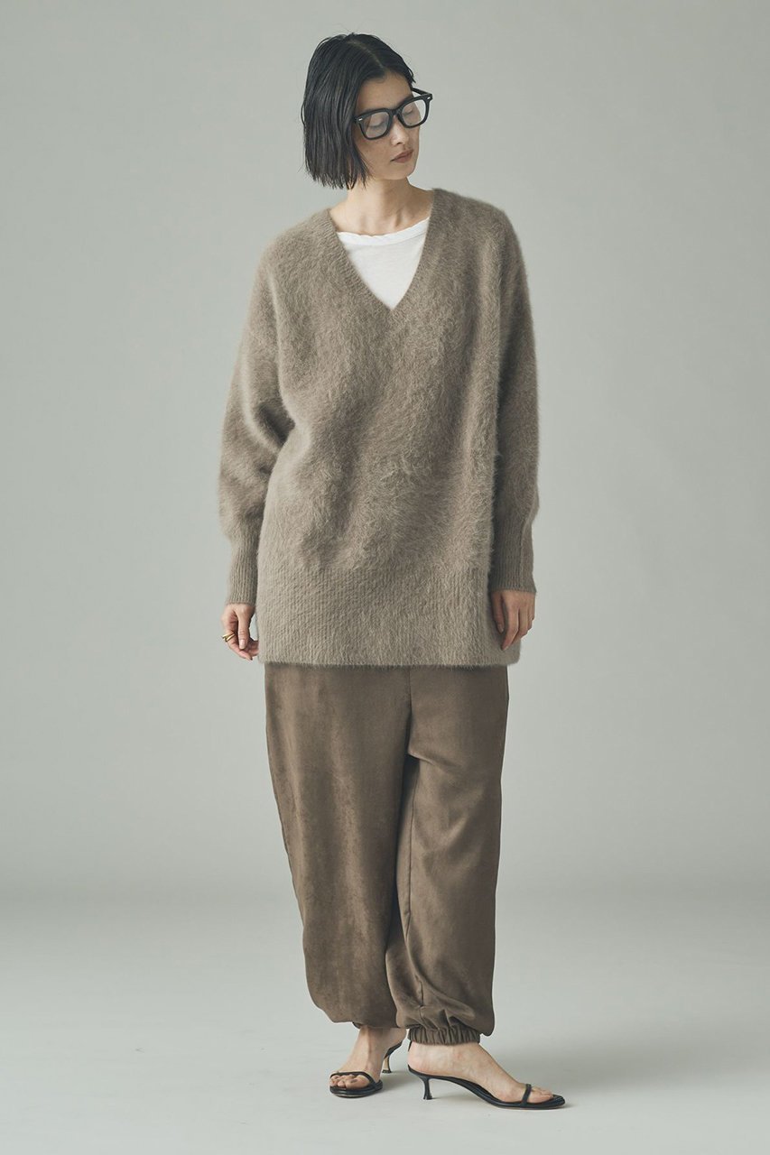 【カレンソロジー/Curensology】のFOXカシミヤVネックニットプルオーバー 人気、トレンドファッション・服の通販 founy(ファニー) 　ファッション　Fashion　レディースファッション　Fashion for Women　トップス・カットソー　Cut & Sew Tops　ニット　Knit Tops & Sweaters　カジュアルプルオーバー・ニットトップス　Pullovers & Knit Tops / Casual Pullovers　Vネックトップス　V-Neck Tops / V-Cut Neckline Shirts　おすすめ　Recommended / Our Picks　エアリー　Airy Texture　ショート　Short, Short Length　ラグジュアリー　Luxury, Elegant　リラックス　Relax, Relaxed Fit　ロング　Long, Long-Length　other-4|ID: prp329100004709338 ipo3291000000035297696