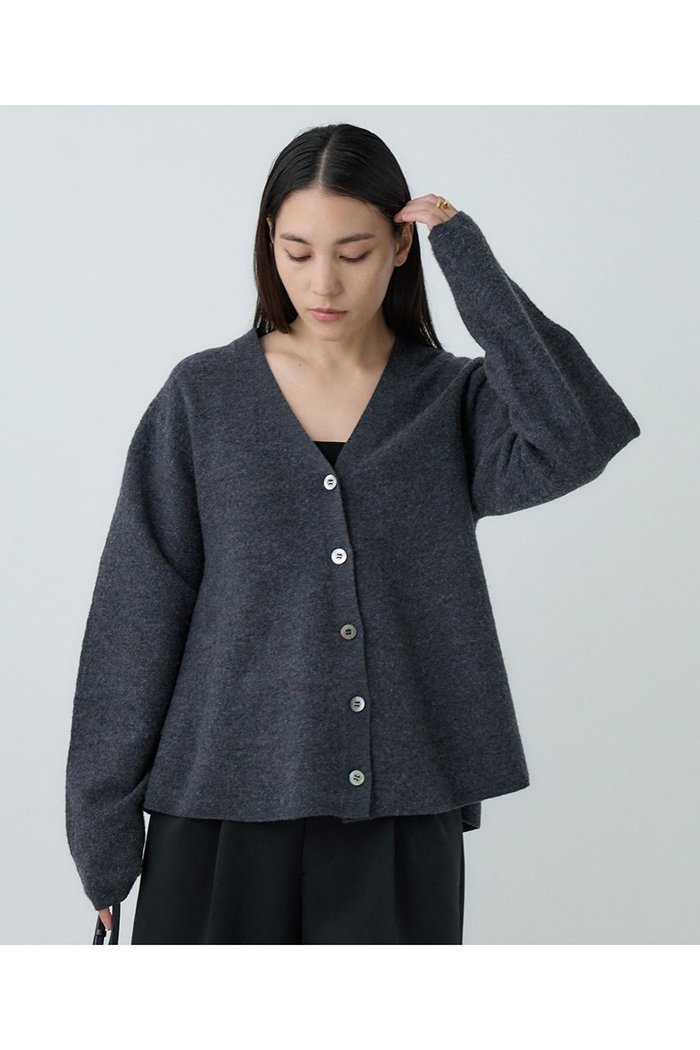 【カオス/Chaos】のフィグカーディガン インテリア・キッズ・メンズ・レディースファッション・服の通販 founy(ファニー) https://founy.com/ ファッション Fashion レディースファッション Fashion for Women トップス・カットソー Cut & Sew Tops ニット Knit Tops & Sweaters カーディガン・羽織り Layered Style Cardigans おすすめ Recommended / Our Picks カーディガン Cardigan, Knitwear ジャケット Jacket, Outerwear タイトスカート Pencil Skirt, Tight Skirt フレア Flare, Flared |ID: prp329100004710688 ipo3291000000036135196