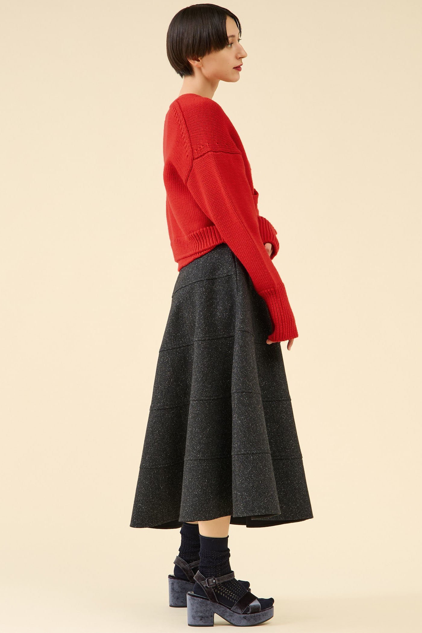 【マルティニーク/martinique】のパネルフレアスカート 人気、トレンドファッション・服の通販 founy(ファニー) 　ファッション　Fashion　レディースファッション　Fashion for Women　スカート　Skirts　Aライン・フレアスカート　A-Line & Flared Skirts　ロングスカート　Long Skirts / Maxi & Midi Skirts　おすすめ　Recommended / Our Picks　シルク　Silk, 100% Silk　シンプル　Simple, Minimal　ツイード　Twill, Twill Weave　ネップ　Nepp, Slub Yarn　フレア　Flare, Flared　ロング　Long, Long-Length　新作・新入荷　New Arrivals / New In　無地　Plain, Solid Color　other-7|ID: prp329100004710705 ipo3291000000034027665