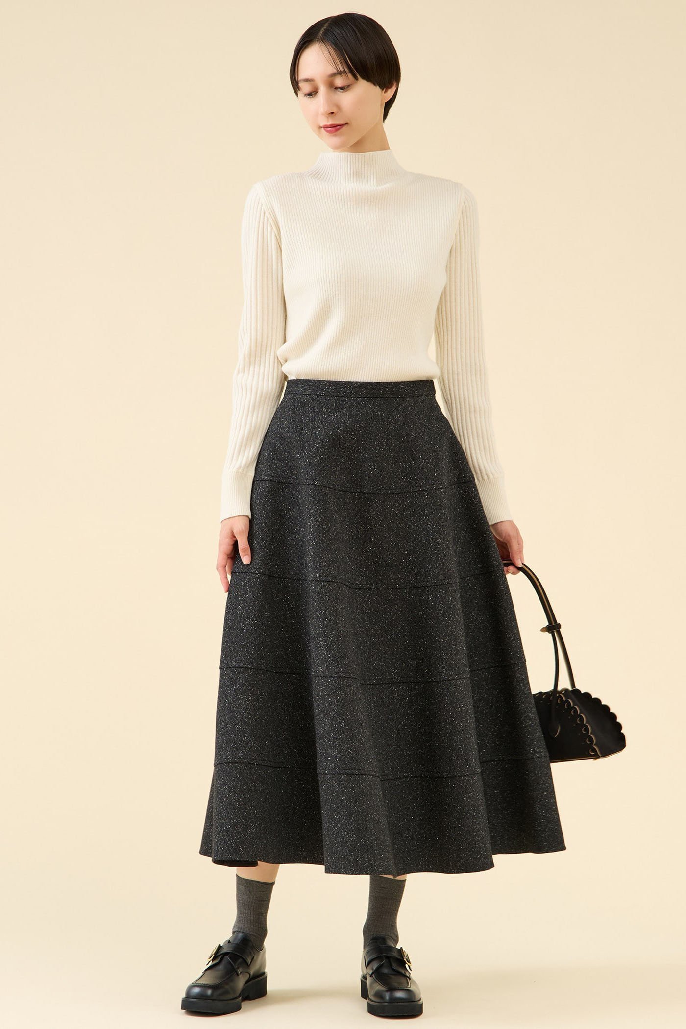 【マルティニーク/martinique】のパネルフレアスカート 人気、トレンドファッション・服の通販 founy(ファニー) 　ファッション　Fashion　レディースファッション　Fashion for Women　スカート　Skirts　Aライン・フレアスカート　A-Line & Flared Skirts　ロングスカート　Long Skirts / Maxi & Midi Skirts　おすすめ　Recommended / Our Picks　シルク　Silk, 100% Silk　シンプル　Simple, Minimal　ツイード　Twill, Twill Weave　ネップ　Nepp, Slub Yarn　フレア　Flare, Flared　ロング　Long, Long-Length　新作・新入荷　New Arrivals / New In　無地　Plain, Solid Color　other-8|ID: prp329100004710705 ipo3291000000034027668
