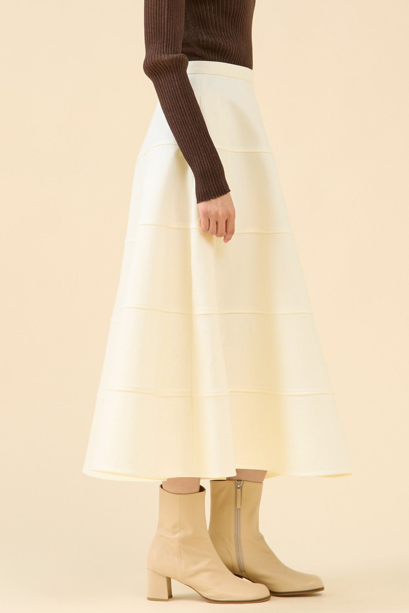 【マルティニーク/martinique】のパネルフレアスカート 人気、トレンドファッション・服の通販 founy(ファニー) ファッション Fashion レディースファッション Fashion for Women スカート Skirts Aライン・フレアスカート A-Line & Flared Skirts ロングスカート Long Skirts / Maxi & Midi Skirts おすすめ Recommended / Our Picks シルク Silk, 100% Silk シンプル Simple, Minimal ツイード Twill, Twill Weave ネップ Nepp, Slub Yarn フレア Flare, Flared ロング Long, Long-Length 無地 Plain, Solid Color other-4|ID: prp329100004710705 ipo3291000000035712677