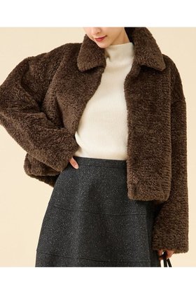 【マルティニーク/martinique】のフェイクファーブルゾン 人気、トレンドファッション・服の通販 founy(ファニー) ファッション Fashion レディースファッション Fashion for Women アウター Coat / Outerwear Collection レディースジャケット・軽アウター Jackets ブルゾンジャケット・スポーティアウター Blouson Jackets おすすめ Recommended / Our Picks コンパクト Compact, Small Size ジャケット Jacket, Outerwear ストレート Straight, Straight Cut ハーフ Half, Half-Length バランス Balance, Style Balance バルーン Balloon, Balloon Silhouette フェイクファー Faux Fur, Imitation Fur フェミニン Feminine, Girly フォルム Silhouette, Form ブルゾン Blouson, Bomber Jacket |ID:prp329100004710718