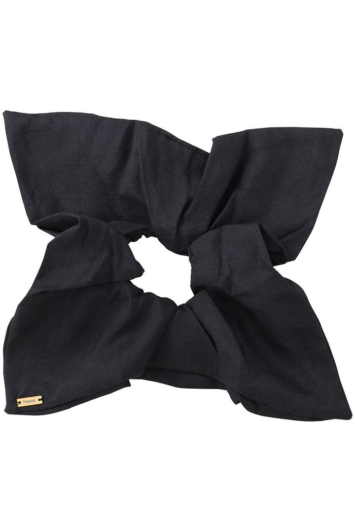 【マルティニーク/martinique】の【別注】【heyep】Silk Square M シュシュ インテリア・キッズ・メンズ・レディースファッション・服の通販 founy(ファニー) https://founy.com/ ファッション Fashion レディースファッション Fashion for Women シュシュ&ヘアアクセ/ヘアアレンジ Scrunchies & Hair Accessories アクセサリー Fashion Accessories コレクション Collection, Seasonal Line シルク Silk, 100% Silk パーティ Party, Party Style モダン Modern, Contemporary 別注 Limited Edition, Custom Order |ID: prp329100004710726 ipo3291000000035759846