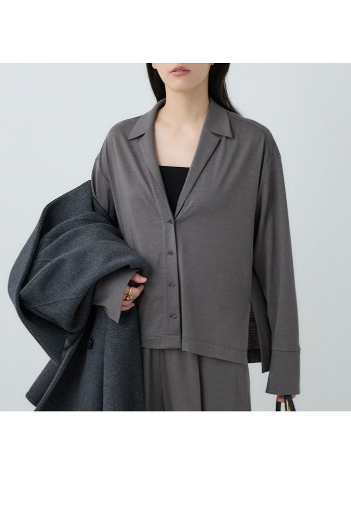 【カオス/Chaos】のレダールオープンカラー インテリア・キッズ・メンズ・レディースファッション・服の通販 founy(ファニー) https://founy.com/ ファッション Fashion レディースファッション Fashion for Women トップス・カットソー Cut & Sew Tops シャツ・ブラウス・オフィスカジュアル Elegant Blouses & Button-Ups おすすめ Recommended / Our Picks スリーブ Sleeve, Long Sleeve / Short Sleeve セットアップ Set-Up, Coordinated Outfit ドレープ Drape, Draping Fabric リラックス Relax, Relaxed Fit ロング Long, Long-Length 新作・新入荷 New Arrivals / New In |ID: prp329100004710729 ipo3291000000034027832