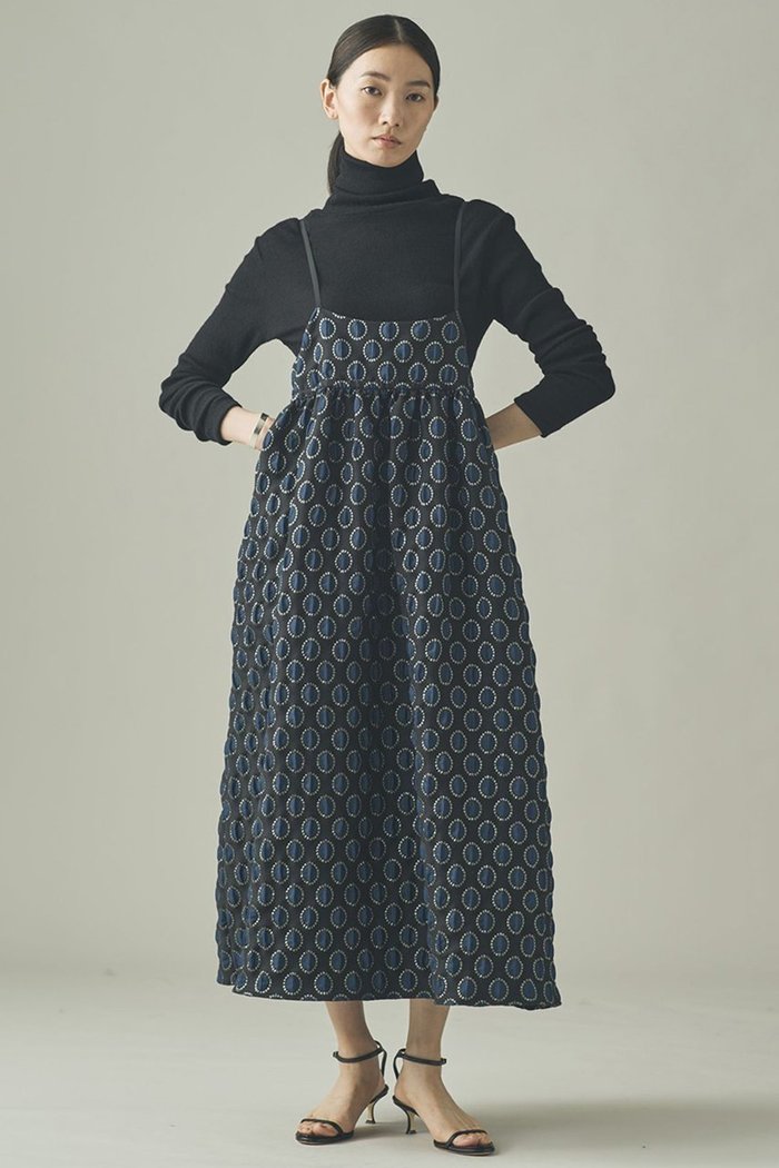 【カレンソロジー/Curensology】の〈C.S.G〉サークルドットワンピース インテリア・キッズ・メンズ・レディースファッション・服の通販 founy(ファニー) https://founy.com/ ファッション Fashion レディースファッション Fashion for Women ワンピース Dresses チュニック Tunic Tops & Dresses キャミソール Camisole, Spaghetti Strap Top キャミワンピース Cami Dress, Slip Dress ジャカード／ジャガード Jacquard, Woven Pattern タートルネック Turtleneck, High Neck チュニック Tunic, Long Top ドット Polka Dot, Dot Pattern フランス France, French ロング Long, Long-Length エレガント 上品 Elegant |ID: prp329100004710748 ipo3291000000036135257