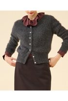 【マルティニーク/martinique】のFOXカシミヤパールカーディガン(一部WEB限定カラー ) 人気、トレンドファッション・服の通販 founy(ファニー) ファッション Fashion レディースファッション Fashion for Women トップス・カットソー Cut & Sew Tops ニット Knit Tops & Sweaters カーディガン・羽織り Layered Style Cardigans おすすめ Recommended / Our Picks アンゴラ Angora Knitwear カーディガン Cardigan, Knitwear パール Pearl, Pearl Accent ラグジュアリー Luxury, Elegant 定番 Standard, Basic Item 新作・新入荷 New Arrivals / New In 羽織 Haori, Light Jacket thumbnail チャコール|ID: prp329100004712213 ipo3291000000034037266