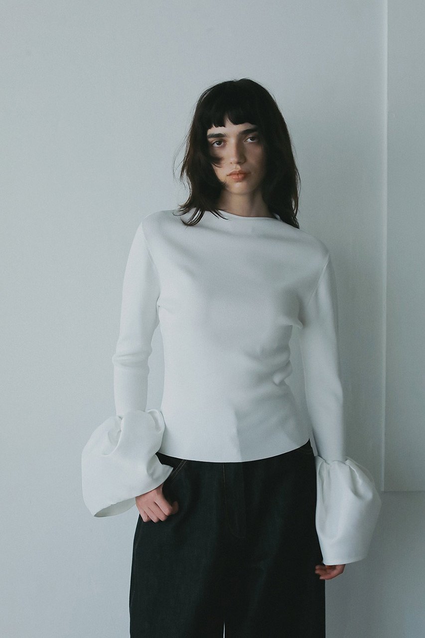 【ハー/HER.】のボリュームフレアスリーブニットプルオーバー 人気、トレンドファッション・服の通販 founy(ファニー) 　ファッション　Fashion　レディースファッション　Fashion for Women　トップス・カットソー　Cut & Sew Tops　ニット　Knit Tops & Sweaters　カジュアルプルオーバー・ニットトップス　Pullovers & Knit Tops / Casual Pullovers　インナー　Innerwear　ギャザー　Gathered, Ruffled　サテン　Satin, Glossy Fabric　デニム　Denim, Jeans Material　ベーシック　Basic, Essential　other-7|ID: prp329100004713031 ipo3291000000036128977