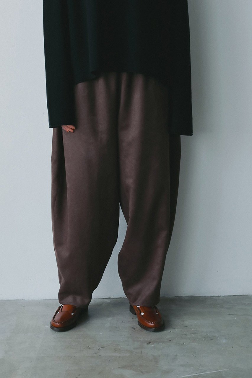 【ハー/HER.】の【10/2 12:00販売開始】フェイクスエードバルーンパンツ インテリア・キッズ・メンズ・レディースファッション・服の通販 founy(ファニー) 　ファッション　Fashion　レディースファッション　Fashion for Women　パンツ　Pants & Trousers　フォルム　Silhouette, Form　冬　Winter / This Winter　新作・新入荷　New Arrivals / New In　ブラウン|ID: prp329100004713040 ipo3291000000034046587