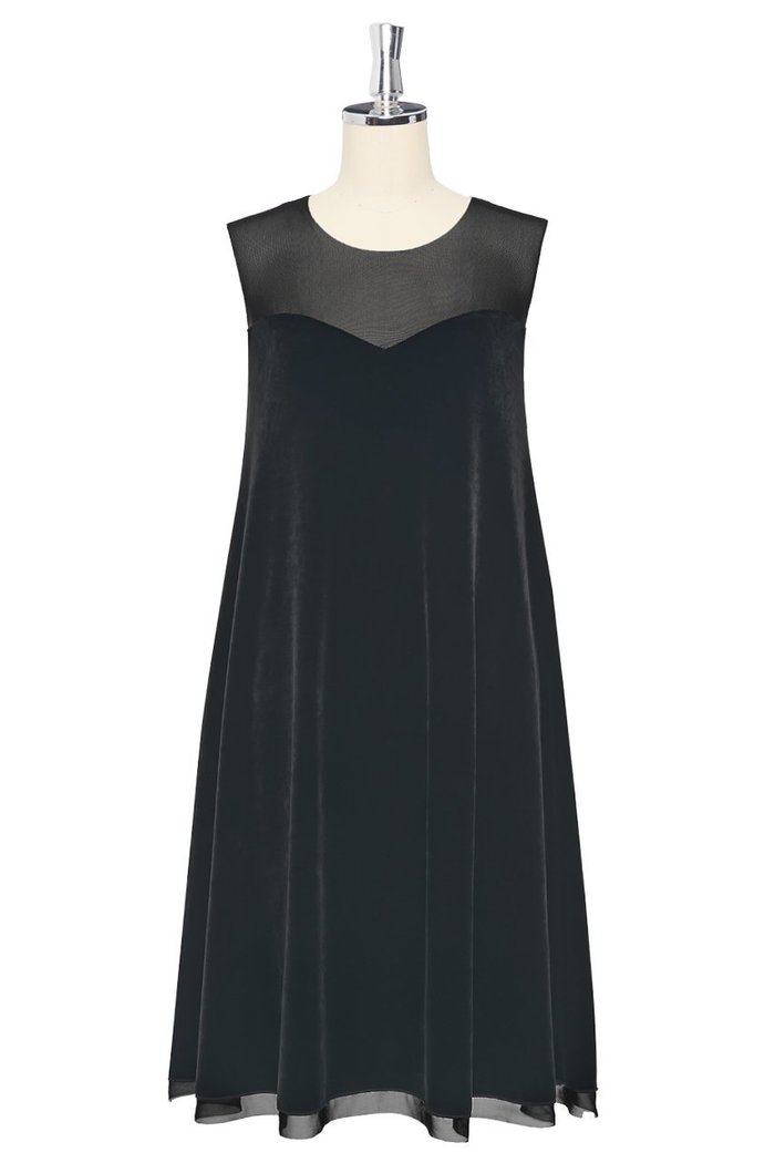 【デイジーリン/DAISY LIN】のDress “Velour Swing” インテリア・キッズ・メンズ・レディースファッション・服の通販 founy(ファニー) https://founy.com/ ファッション Fashion レディースファッション Fashion for Women ワンピース Dresses フォーマル・パーティードレス・結婚式用ドレス Elegant & Casual Dresses チュニック Tunic Tops & Dresses ウォッシャブル Machine Washable エレガント 上品 Elegant スウィング Swing, Flare Movement チュニック Tunic, Long Top チュール Tulip, Tulip Motif デコルテ Décolleté, Neckline ドレープ Drape, Draping Fabric なめらか Smooth, Silky Texture フレア Flare, Flared ベルベット Velvet, Velvety ベロア Velour, Soft Velvet 新作・新入荷 New Arrivals / New In |ID: prp329100004713046 ipo3291000000034046736