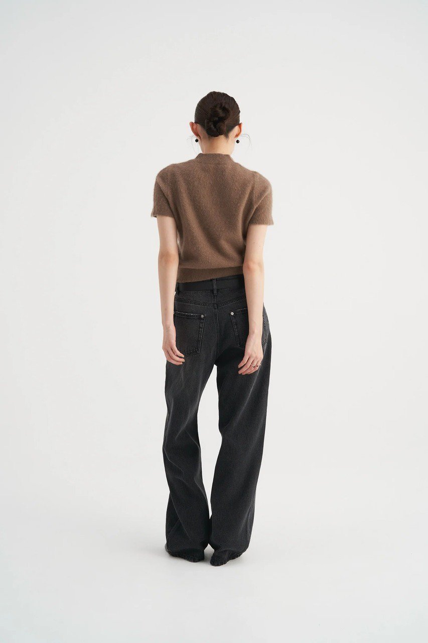 【その他のブランド/Other】の【9/30 12:00販売開始】Compact fox knit 人気、トレンドファッション・服の通販 founy(ファニー) 　ファッション　Fashion　レディースファッション　Fashion for Women　トップス・カットソー　Cut & Sew Tops　ニット　Knit Tops & Sweaters　カジュアルプルオーバー・ニットトップス　Pullovers & Knit Tops / Casual Pullovers　コンパクト　Compact, Small Size　シンプル　Simple, Minimal　フォックス　Fox, Fox Fur　ボトム　Bottoms, Lower Wear　ロング　Long, Long-Length　ワイド　Wide, Wide Fit　新作・新入荷　New Arrivals / New In　other-8|ID: prp329100004713070 ipo3291000000034046955