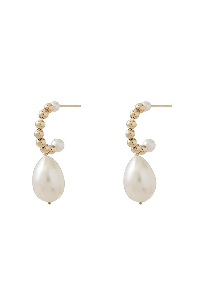 【ナチュラリジュエリ/NATURALI JEWELRY】のAria カールピアス インテリア・キッズ・メンズ・レディースファッション・服の通販 founy(ファニー) https://founy.com/ ファッション Fashion レディースファッション Fashion for Women ジュエリー Jewelry ファッションリング Fashion Rings イヤリング・フープ・ドロップタイプ Hoop, Drop & Clip Earrings イヤリング Earrings パール Pearl, Pearl Accent リュクス Luxury, Elegant, High-End, Chic エレガント 上品 Elegant 新作・新入荷 New Arrivals / New In |ID: prp329100004714030 ipo3291000000034056704