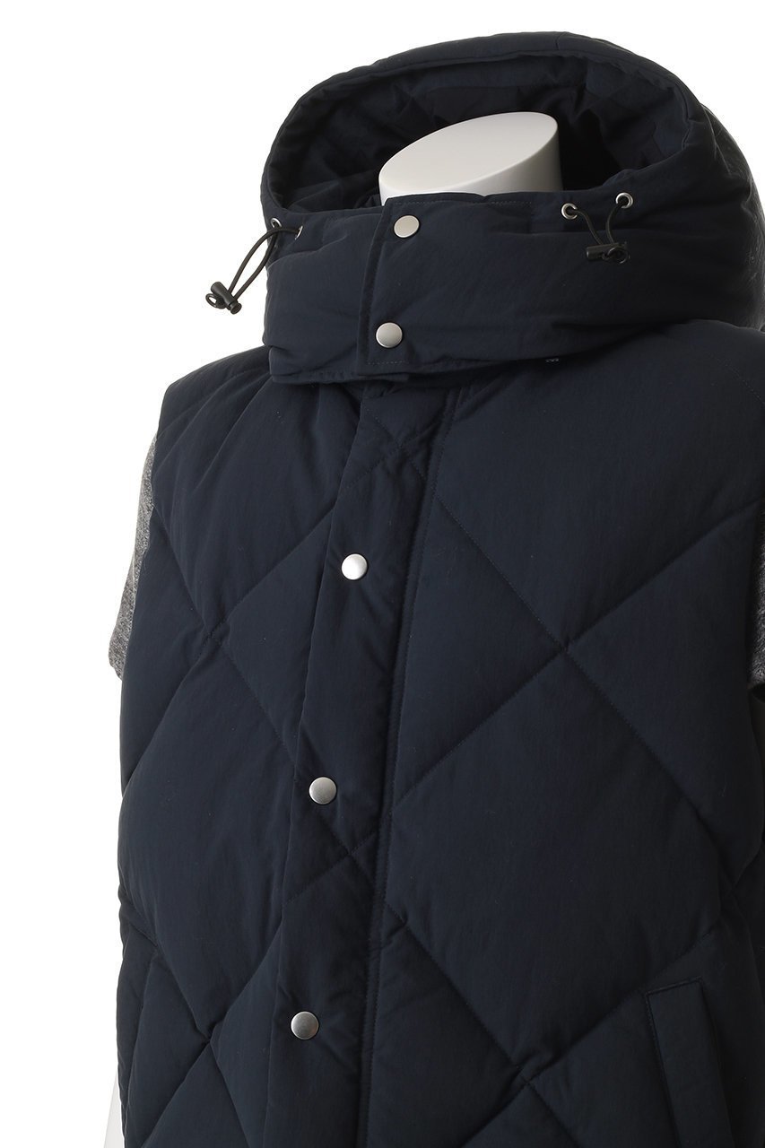 【ユニバーサルプロダクツ/UNIVERSAL PRODUCTS / MEN】の【MEN】QUILT DOWN VEST/ダウンベスト 人気、トレンドファッション・服の通販 founy(ファニー) 　ファッション　Fashion　メンズファッション　Fashion for Men　キルト　Quilt, Quilted Fabric　シンプル　Simple, Minimal　ジャケット　Jacket, Outerwear　ダウン　Down, Puffer　ベスト　Vest, Waistcoat　ポケット　Pocket, Pocket Detail　メッシュ　Mesh, Net Fabric　新作・新入荷　New Arrivals / New In　A/W・秋冬　Autumn/Winter　other-5|ID: prp329100004714115 ipo3291000000034057331