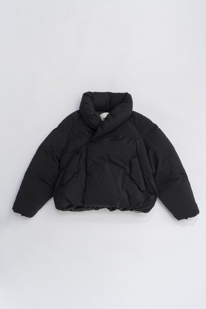 【プランク プロジェクト/PRANK PROJECT】のショールカラーショートダウン インテリア・キッズ・メンズ・レディースファッション・服の通販 founy(ファニー) https://founy.com/ ファッション Fashion レディースファッション Fashion for Women アウター Coat / Outerwear Collection レディースジャケット・軽アウター Jackets ショート Short, Short Length ショール Shawl, Wrap ジャケット Jacket, Outerwear スピンドル Spindle, Drawcord ダウン Down, Puffer フェザー Feather, Feather Detail フォルム Silhouette, Form エレガント 上品 Elegant 新作・新入荷 New Arrivals / New In |ID: prp329100004714140 ipo3291000000034057641