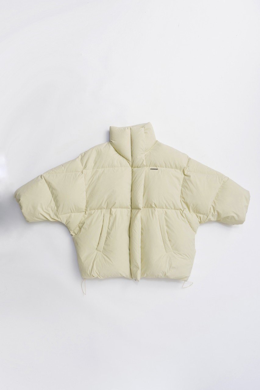 【プランク プロジェクト/PRANK PROJECT】のポンチョダウン インテリア・キッズ・メンズ・レディースファッション・服の通販 founy(ファニー) 　ファッション　Fashion　レディースファッション　Fashion for Women　アウター　Coat / Outerwear Collection　レディースジャケット・軽アウター　Jackets　ポンチョ・ケープコート　Ponchos & Capes　ジャケット　Jacket, Outerwear　スタンド　Stand Collar, Upright Stand　タフタ　Taffeta, Structured Fabric　ダウン　Down, Puffer　パウダー　Powder, Soft Tone　フェザー　Feather, Feather Detail　新作・新入荷　New Arrivals / New In　軽量　Lightweight, Ultra Light　防寒　Cold Protection, Winter-Ready　IVR(アイボリー)|ID: prp329100004714141 ipo3291000000034057654