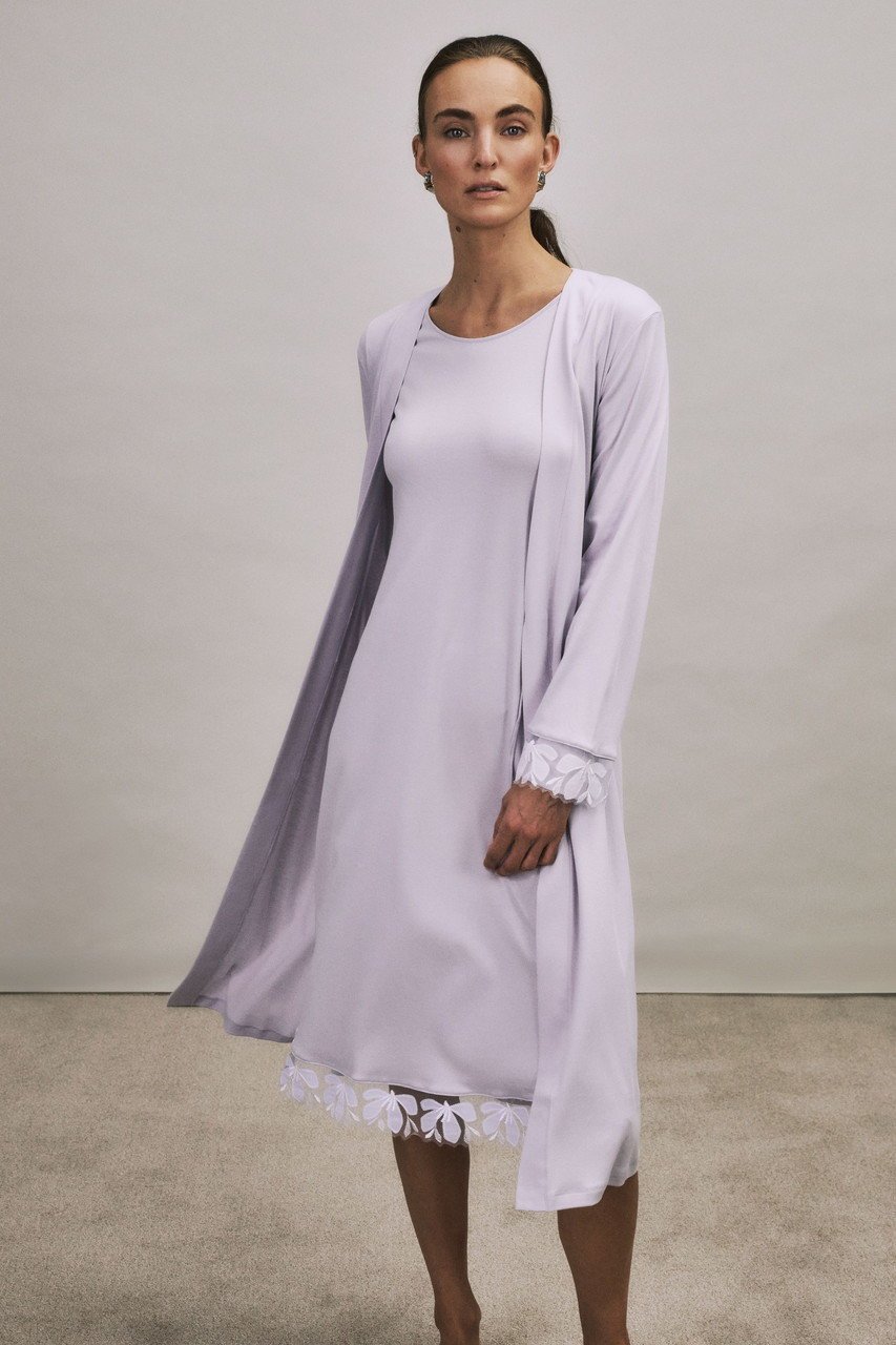 【ハンロ/HANRO】のナイトドレス 人気、トレンドファッション・服の通販 founy(ファニー) 　ファッション　Fashion　レディースファッション　Fashion for Women　ワンピース　Dresses　フォーマル・パーティードレス・結婚式用ドレス　Elegant & Casual Dresses　チュニック　Tunic Tops & Dresses　なめらか　Smooth, Silky Texture　エレガント 上品　Elegant　シルク　Silk, 100% Silk　チュニック　Tunic, Long Top　ドレス　Dress, One-Piece　リラックス　Relax, Relaxed Fit　レース　Lace, Lace Fabric　ロング　Long, Long-Length　新作・新入荷　New Arrivals / New In　other-6|ID: prp329100004714148 ipo3291000000034057727
