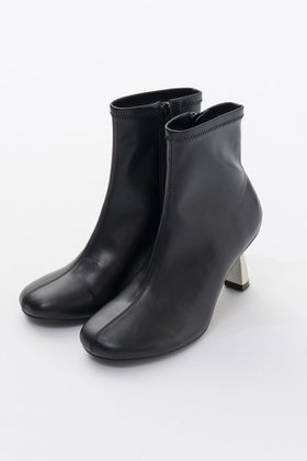 【プランク プロジェクト/PRANK PROJECT】 ヒールストレッチショートブーツ人気、トレンドファッション・服の通販 founy(ファニー) ファッション Fashion レディースファッション Fashion for Women おすすめ Recommended / Our Picks ショート Short, Short Length ストレッチ Stretch, Stretchy Fabric メタル Metal, Metal Parts 新作・新入荷 New Arrivals / New In |ID:prp329100004714169