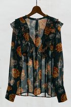 【デザイン ワークス/DESIGN WORKS】のフラワープリントリボン付きラッフルブラウス ブラック|ID: prp329100004715322 ipo3291000000035970950