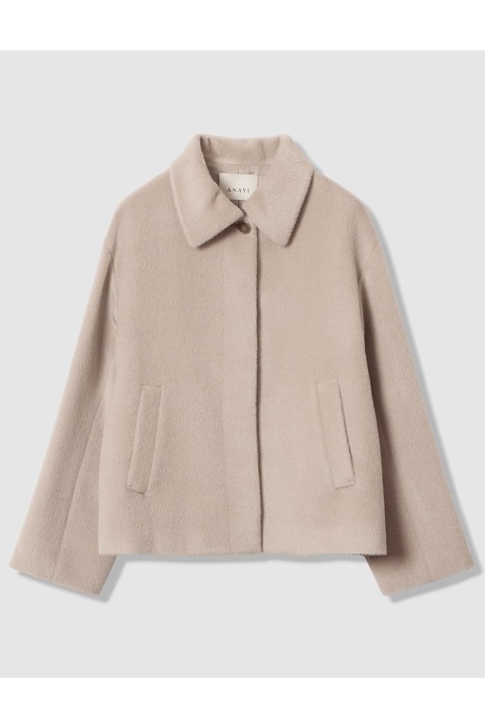 【アナイ/ANAYI】のアルパカシャギーショートコート インテリア・キッズ・メンズ・レディースファッション・服の通販 founy(ファニー) https://founy.com/ ファッション Fashion レディースファッション Fashion for Women アウター Coat / Outerwear Collection コート・ロングコート・ピーコート Long Coats, Peacoats & More なめらか Smooth, Silky Texture ショート Short, Short Length フラット Flat, Flat Shoes ボトム Bottoms, Lower Wear エレガント 上品 Elegant |ID: prp329100004715416 ipo3291000000035383132