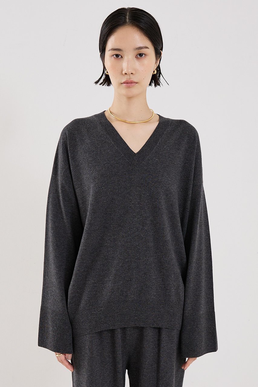 【ザ ストア バイ シー/THE STORE by C】の【COCUCA】Vネックニット 人気、トレンドファッション・服の通販 founy(ファニー) 　ファッション　Fashion　レディースファッション　Fashion for Women　トップス・カットソー　Cut & Sew Tops　ニット　Knit Tops & Sweaters　カジュアルプルオーバー・ニットトップス　Pullovers & Knit Tops / Casual Pullovers　Vネックトップス　V-Neck Tops / V-Cut Neckline Shirts　おすすめ　Recommended / Our Picks　なめらか　Smooth, Silky Texture　インナー　Innerwear　セットアップ　Set-Up, Coordinated Outfit　バランス　Balance, Style Balance　ベビー　Baby, Babywear　ラグジュアリー　Luxury, Elegant　新作・新入荷　New Arrivals / New In　other-5|ID: prp329100004715515 ipo3291000000034069423
