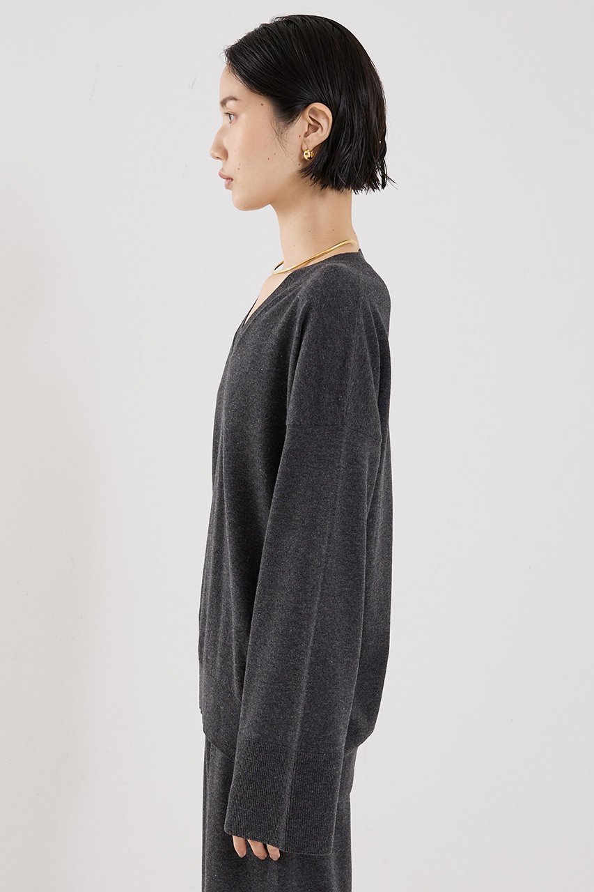 【ザ ストア バイ シー/THE STORE by C】の【COCUCA】Vネックニット 人気、トレンドファッション・服の通販 founy(ファニー) 　ファッション　Fashion　レディースファッション　Fashion for Women　トップス・カットソー　Cut & Sew Tops　ニット　Knit Tops & Sweaters　カジュアルプルオーバー・ニットトップス　Pullovers & Knit Tops / Casual Pullovers　Vネックトップス　V-Neck Tops / V-Cut Neckline Shirts　おすすめ　Recommended / Our Picks　なめらか　Smooth, Silky Texture　インナー　Innerwear　セットアップ　Set-Up, Coordinated Outfit　バランス　Balance, Style Balance　ベビー　Baby, Babywear　ラグジュアリー　Luxury, Elegant　新作・新入荷　New Arrivals / New In　other-6|ID: prp329100004715515 ipo3291000000034069424