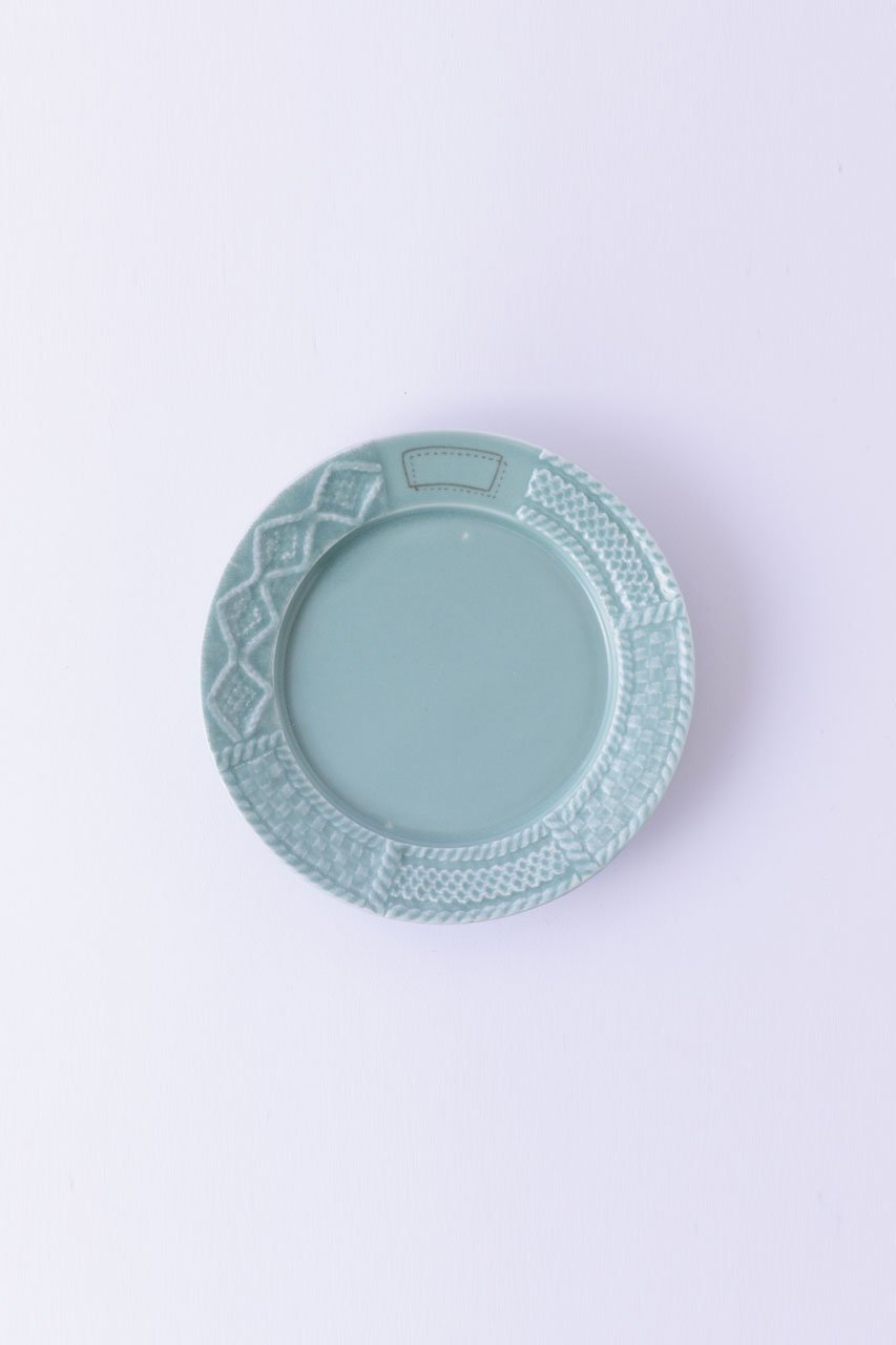 【エディションズ/EDITIONS / GOODS】のknitプレート S インテリア・キッズ・メンズ・レディースファッション・服の通販 founy(ファニー) 　お家時間・ステイホーム　Stay Home / At Home　テーブル　Table, Dining Table　プレート　Plate, Dish　ホーム・キャンプ・アウトドア・お取り寄せ　Home Living / Home & Lifestyle / Camping Gear / Outdoor Camping　キッチン・ダイニング　Kitchen & Dining Essentials. Stylish & Functional Tableware　キッチン家電・キッチン用品　Kitchen Appliances & Tools　Light Blue|ID: prp329100004715523 ipo3291000000035971168