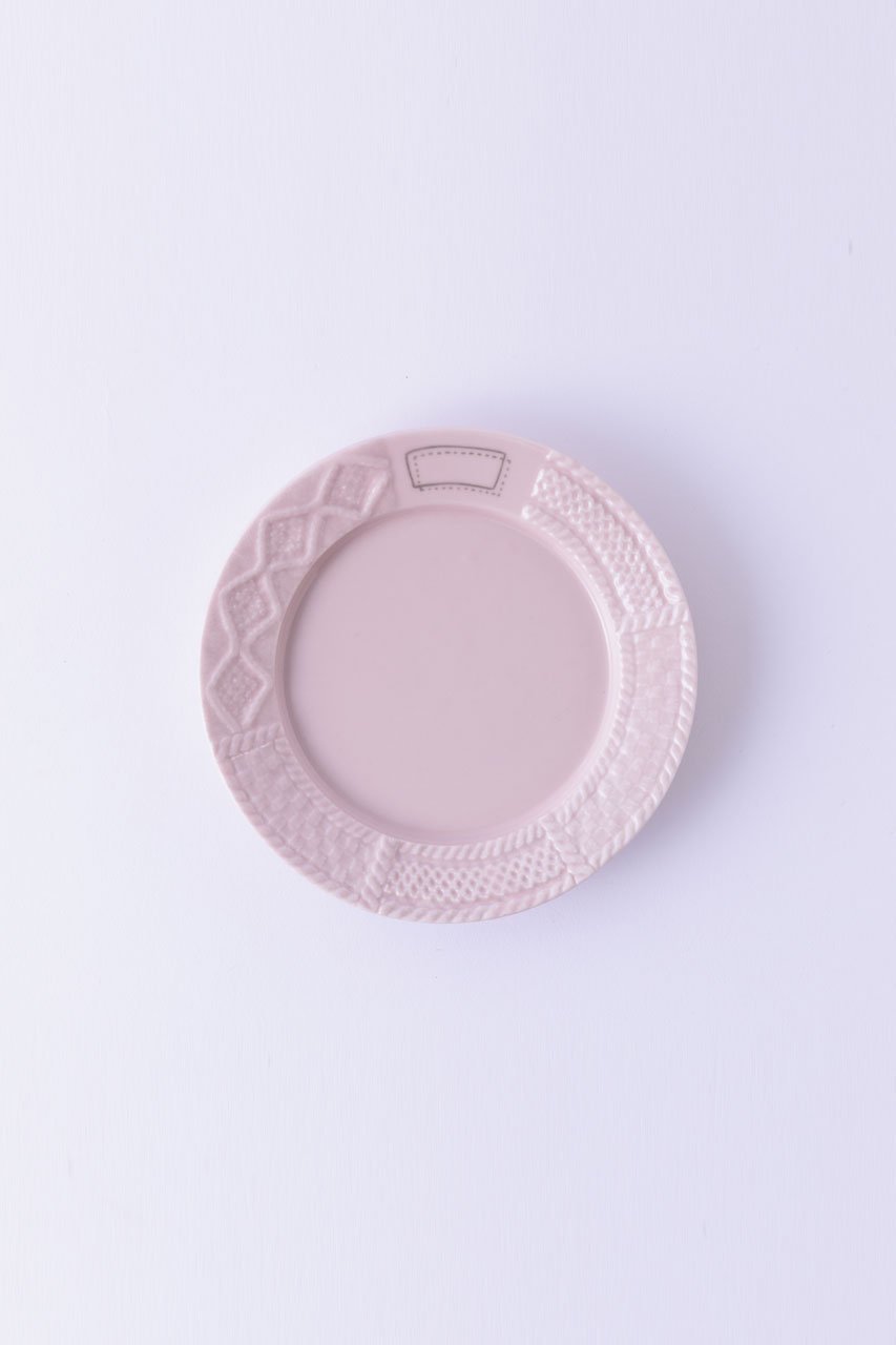 【エディションズ/EDITIONS / GOODS】のknitプレート S インテリア・キッズ・メンズ・レディースファッション・服の通販 founy(ファニー) 　お家時間・ステイホーム　Stay Home / At Home　テーブル　Table, Dining Table　プレート　Plate, Dish　ホーム・キャンプ・アウトドア・お取り寄せ　Home Living / Home & Lifestyle / Camping Gear / Outdoor Camping　キッチン・ダイニング　Kitchen & Dining Essentials. Stylish & Functional Tableware　キッチン家電・キッチン用品　Kitchen Appliances & Tools　Pink|ID: prp329100004715523 ipo3291000000035971171