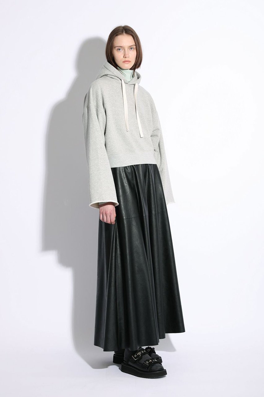 【サクラ/SACRA】のプレミアムフリースフーディー 人気、トレンドファッション・服の通販 founy(ファニー) 　ファッション　Fashion　レディースファッション　Fashion for Women　トップス・カットソー　Cut & Sew Tops　シャツ・ブラウス・オフィスカジュアル　Elegant Blouses & Button-Ups　レディースパーカー・カジュアルフーディー　Casual Hoodies & Sweatshirts　ロングTシャツ・Tシャツ　Longline T-Shirts & Tees　スウェット・クルーネックトップス　Sweatshirts & Crewnecks / Relaxed Fit Sweat Tops　カットソー・ベーシックTシャツ　Cut-and-Sewn Tops / Stretch Tees & Basics　クロップド　Cropped, Short Length　スリーブ　Sleeve, Long Sleeve / Short Sleeve　ドローストリング　Drawstring, Pull Cord　バランス　Balance, Style Balance　モダン　Modern, Contemporary　ワイド　Wide, Wide Fit　other-8|ID: prp329100004716561 ipo3291000000035779990