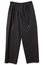 【クルニ/CULLNI】の【UNISEX】シャンブレーギャバジン アシンメトリー 2タック ドローストリング ラップワイドパンツ ブラック|ID: prp329100004716637 ipo3291000000034079034