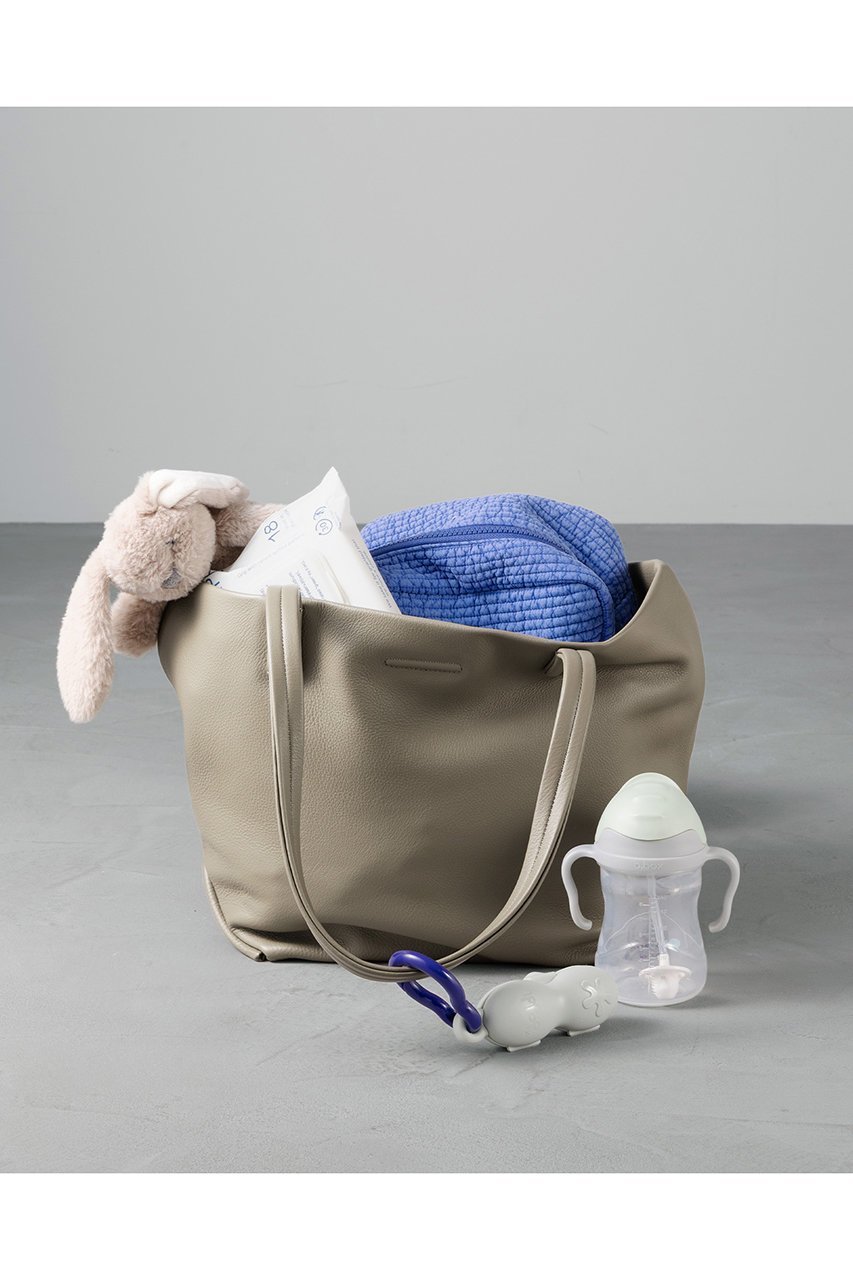 【オブジェクツアイオー/objcts.io】のエッセンシャル デイリーレザートート ミディアム 人気、トレンドファッション・服の通販 founy(ファニー) 　ファッション　Fashion　レディースファッション　Fashion for Women　バッグ　Bags　ユニセックス　Unisex, Genderless　クッション　Cushion, Throw Pillow　ベーシック　Basic, Essential　マグネット　Magnet, Magnetic Closure　ラップ　Wrap, Wrap Design　再入荷　Restock / Back in Stock　ビジネス 仕事 通勤　Business / Work / Commuting　other-2|ID: prp329100004716651 ipo3291000000036129055