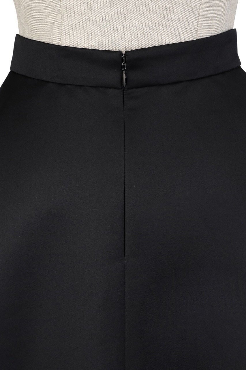 【オブリオ/AUBRIOT】のマットサテンスカート 人気、トレンドファッション・服の通販 founy(ファニー) 　ファッション　Fashion　レディースファッション　Fashion for Women　スカート　Skirts　ロングスカート　Long Skirts / Maxi & Midi Skirts　イタリア　Italy　エレガント 上品　Elegant　サテン　Satin, Glossy Fabric　センター　Center, Center Line　フォルム　Silhouette, Form　フレア　Flare, Flared　ボックス　Boxy, Box Shape　ラグジュアリー　Luxury, Elegant　ロング　Long, Long-Length　新作・新入荷　New Arrivals / New In　other-6|ID: prp329100004716652 ipo3291000000034079307