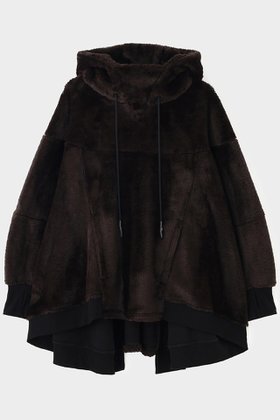 【ル フィル/LE PHIL】の《LE PHIL SPORTS》フェイクファービッグフーディー 人気、トレンドファッション・服の通販 founy(ファニー) ファッション Fashion レディースファッション Fashion for Women トップス・カットソー Cut & Sew Tops シャツ・ブラウス・オフィスカジュアル Elegant Blouses & Button-Ups レディースパーカー・カジュアルフーディー Casual Hoodies & Sweatshirts ロングTシャツ・Tシャツ Longline T-Shirts & Tees スウェット・クルーネックトップス Sweatshirts & Crewnecks / Relaxed Fit Sweat Tops カットソー・ベーシックTシャツ Cut-and-Sewn Tops / Stretch Tees & Basics スタンダード Standard, Basic フェイクファー Faux Fur, Imitation Fur リラックス Relax, Relaxed Fit レギンス Leggings, Stretch Pants 冬 Winter / This Winter |ID:prp329100004717761