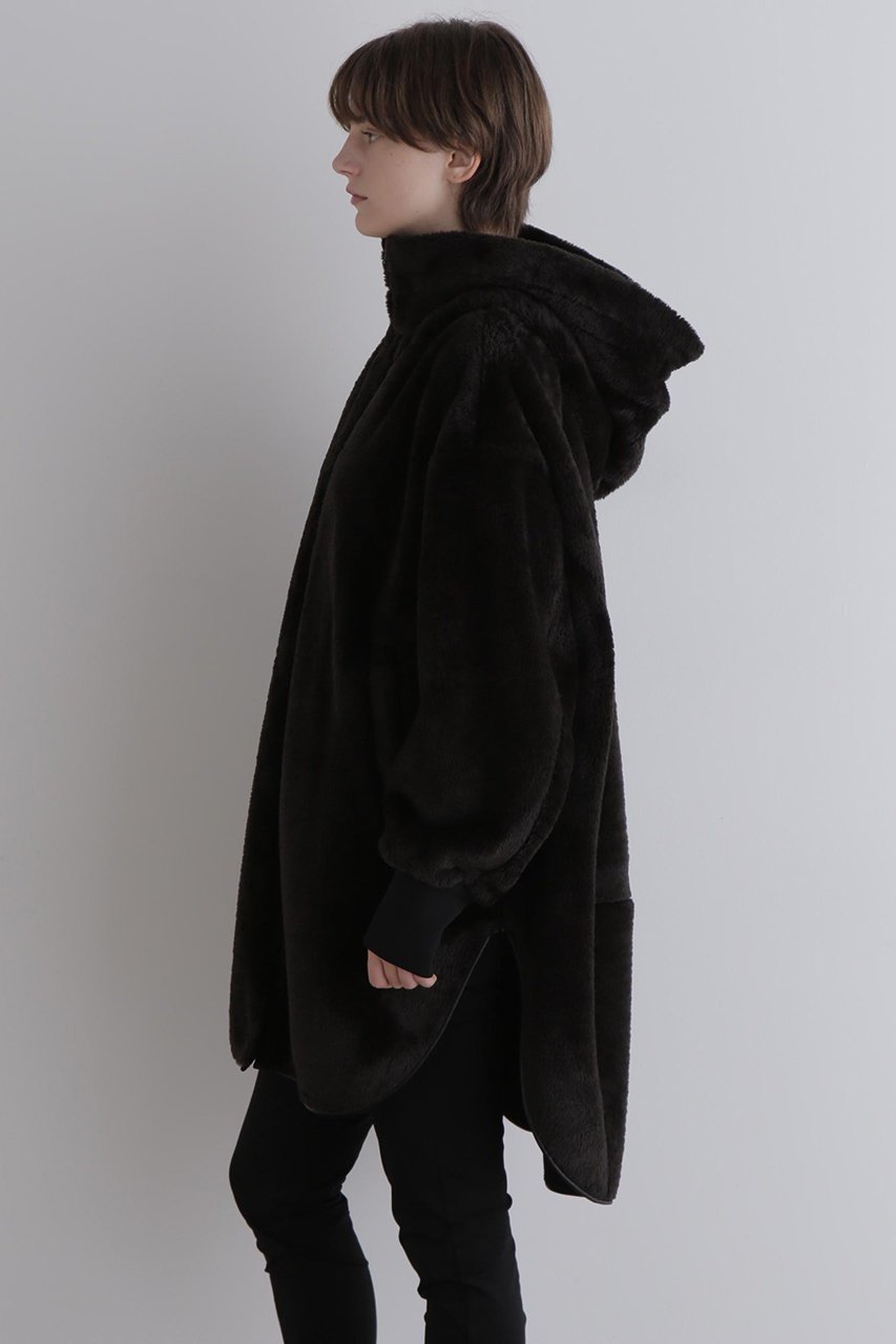 【ル フィル/LE PHIL】の《LE PHIL SPORTS》フェイクファーフードジャケット 人気、トレンドファッション・服の通販 founy(ファニー) 　ファッション　Fashion　レディースファッション　Fashion for Women　アウター　Coat / Outerwear Collection　レディースジャケット・軽アウター　Jackets　アウトドア　Outdoor Clothing　ウォーム　Warm Fabric　ショルダー　Shoulder, Shoulder Strap　ジップ　Zip, Zipper　ジャケット　Jacket, Outerwear　スタンド　Stand Collar, Upright Stand　ドロップ　Drop Shoulder, Dropped Style　フェミニン　Feminine, Girly　ボトム　Bottoms, Lower Wear　ポケット　Pocket, Pocket Detail　リラックス　Relax, Relaxed Fit　other-4|ID: prp329100004717764 ipo3291000000034089750