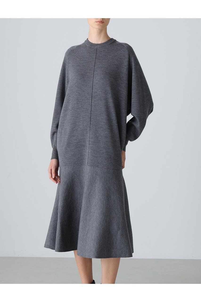 【アドーア/ADORE】のピュアウールニット 人気、トレンドファッション・服の通販 founy(ファニー) 　ファッション　Fashion　レディースファッション　Fashion for Women　トップス・カットソー　Cut & Sew Tops　ニット　Knit Tops & Sweaters　カジュアルプルオーバー・ニットトップス　Pullovers & Knit Tops / Casual Pullovers　スリーブ　Sleeve, Long Sleeve / Short Sleeve　ドレス　Dress, One-Piece　ペプラム　Peplum, Flared Hem　エレガント 上品　Elegant　other-3|ID: prp329100004717766 ipo3291000000034089772