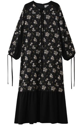 【ロキト/LOKITHO】 フラワー エンブロイダリー リボン ドレス人気、トレンドファッション・服の通販 founy(ファニー) ファッション Fashion レディースファッション Fashion for Women ワンピース Dresses フォーマル・パーティードレス・結婚式用ドレス Elegant & Casual Dresses チュニック Tunic Tops & Dresses エンブロイダリー Embroidery Design チュニック Tunic, Long Top ドレス Dress, One-Piece フラワー Flower, Floral フリル Frill, Ruffle リボン Ribbon, Bow ロング Long, Long-Length エレガント 上品 Elegant 新作・新入荷 New Arrivals / New In 無地 Plain, Solid Color |ID:prp329100004717841