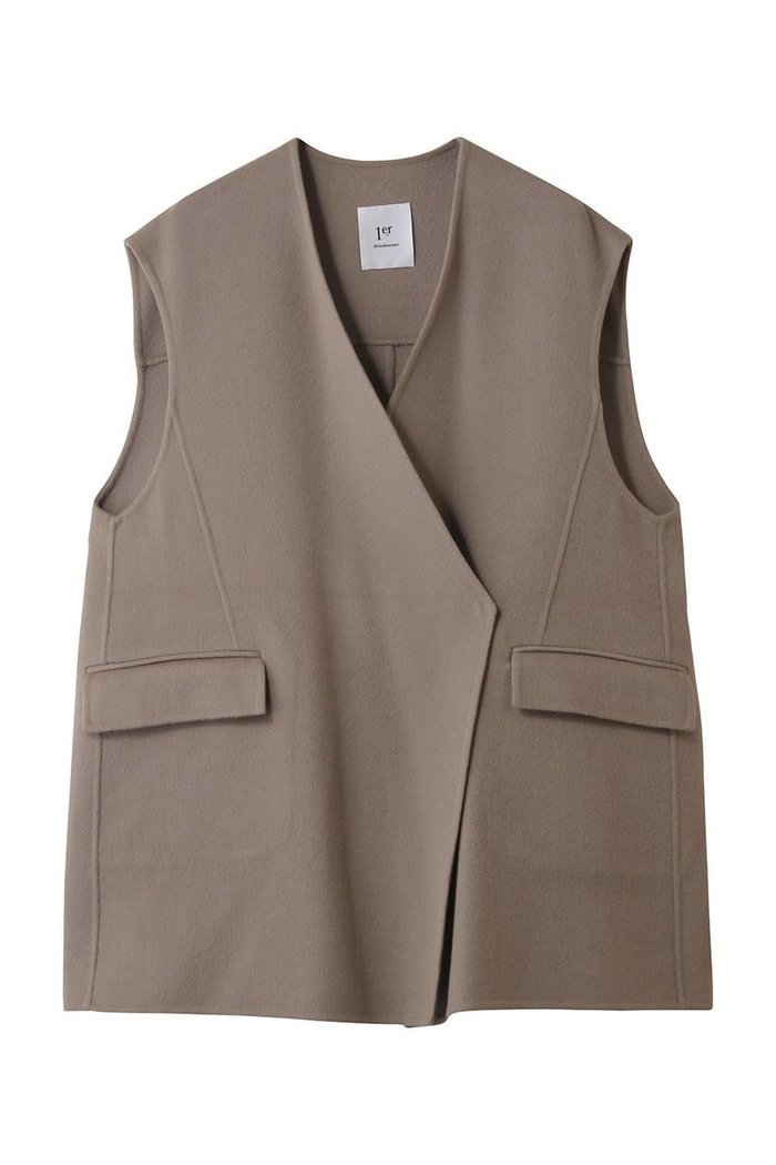 【プルミエ アロンディスモン/1er Arrondissement】のダブルビーバージレ インテリア・キッズ・メンズ・レディースファッション・服の通販 founy(ファニー) https://founy.com/ ファッション Fashion レディースファッション Fashion for Women アウター Coat / Outerwear Collection レディースジャケット・軽アウター Jackets エレガント 上品 Elegant ジャケット Jacket, Outerwear バランス Balance, Style Balance ベスト Vest, Waistcoat A/W・秋冬 Autumn/Winter |ID: prp329100004717933 ipo3291000000035834068