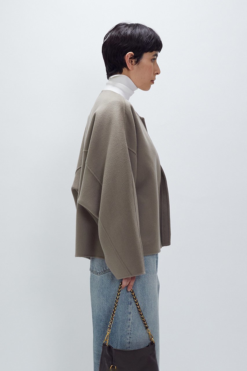 【プルミエ アロンディスモン/1er Arrondissement】のダブルビーバーコクーンショートコート 人気、トレンドファッション・服の通販 founy(ファニー) 　ファッション　Fashion　レディースファッション　Fashion for Women　アウター　Coat / Outerwear Collection　コート・ロングコート・ピーコート　Long Coats, Peacoats & More　コンパクト　Compact, Small Size　ショート　Short, Short Length　ジャケット　Jacket, Outerwear　モダン　Modern, Contemporary　other-8|ID: prp329100004717940 ipo3291000000035687627