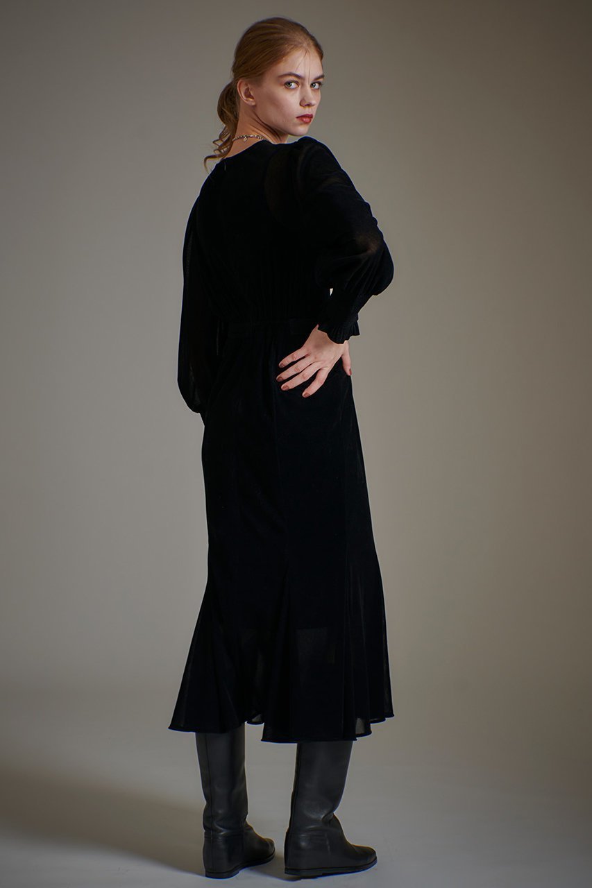 【アルアバイル/allureville】の【LOULOU WILLOUGHBY】チュールフロッキーマーメイドワンピース 人気、トレンドファッション・服の通販 founy(ファニー) 　ファッション　Fashion　レディースファッション　Fashion for Women　ワンピース　Dresses　チュニック　Tunic Tops & Dresses　なめらか　Smooth, Silky Texture　カフス　Cuff Design　クラシカル　Classical, Vintage-Inspired　クラシック　Classic, Timeless Style　シャーリング　Shirring, Ruched　チュニック　Tunic, Long Top　チュール　Tulip, Tulip Motif　ドレス　Dress, One-Piece　ベロア　Velour, Soft Velvet　マーメイド　Mermaid, Fishtail Silhouette　ロング　Long, Long-Length　エレガント 上品　Elegant　新作・新入荷　New Arrivals / New In　other-3|ID: prp329100004717945 ipo3291000000034091049