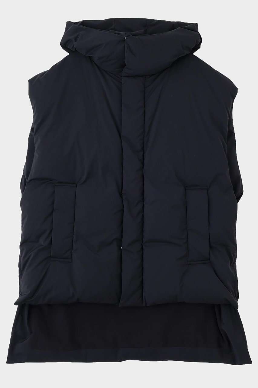 【ル フィル/LE PHIL】のボクシーシルエットダウンベスト インテリア・キッズ・メンズ・レディースファッション・服の通販 founy(ファニー) 　ファッション　Fashion　レディースファッション　Fashion for Women　アウター　Coat / Outerwear Collection　レディースジャケット・軽アウター　Jackets　インナー　Innerwear　ジャケット　Jacket, Outerwear　ストレッチ　Stretch, Stretchy Fabric　スリット　Slit, Slit Detail　スリーブ　Sleeve, Long Sleeve / Short Sleeve　タフタ　Taffeta, Structured Fabric　ダウン　Down, Puffer　バランス　Balance, Style Balance　パターン　Pattern, Design Print　ビッグ　Big, Oversized　ベスト　Vest, Waistcoat　再入荷　Restock / Back in Stock　ブラック|ID: prp329100004717965 ipo3291000000034451426