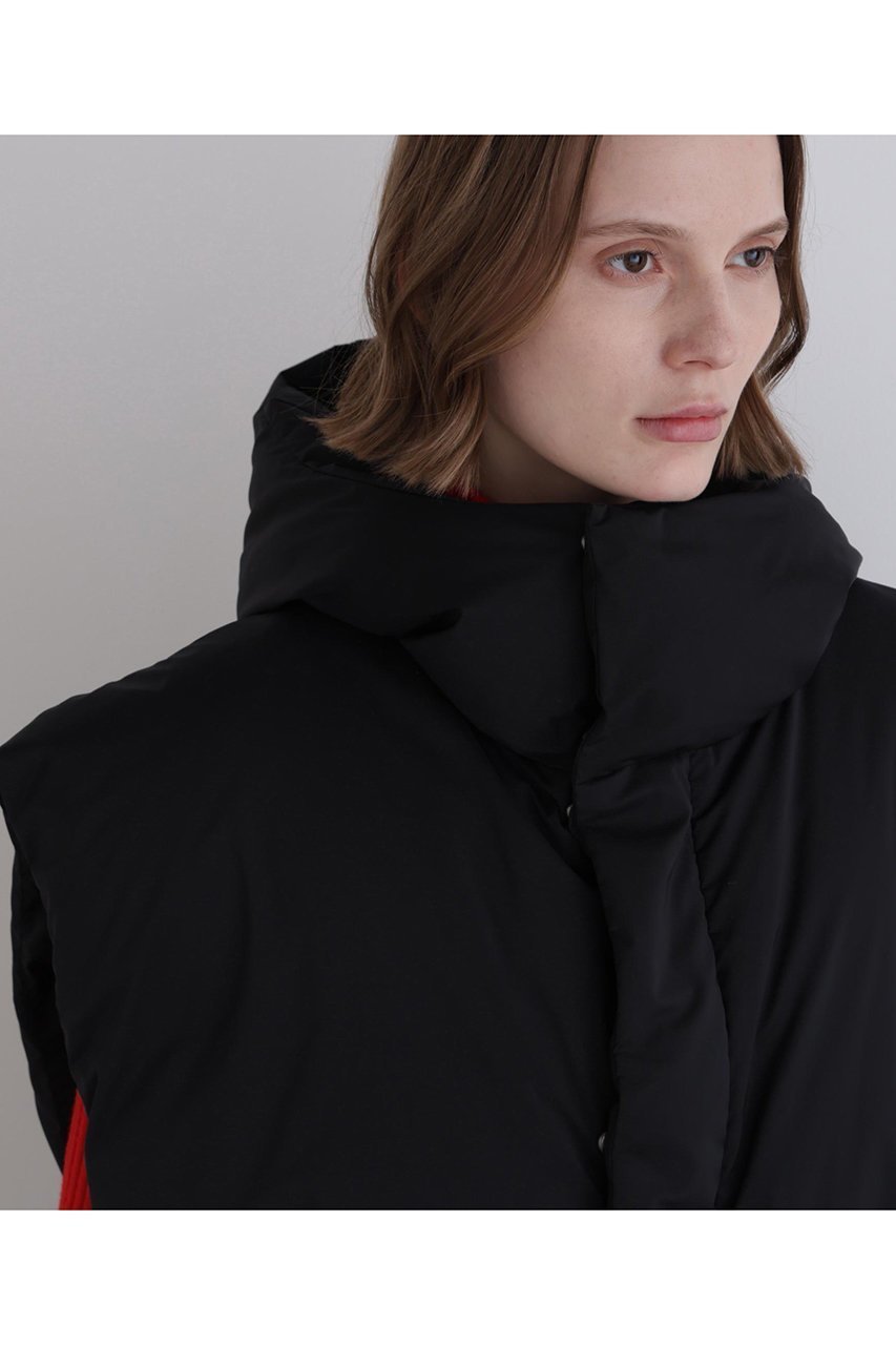 【ル フィル/LE PHIL】のボクシーシルエットダウンベスト 人気、トレンドファッション・服の通販 founy(ファニー) 　ファッション　Fashion　レディースファッション　Fashion for Women　アウター　Coat / Outerwear Collection　レディースジャケット・軽アウター　Jackets　インナー　Innerwear　ジャケット　Jacket, Outerwear　ストレッチ　Stretch, Stretchy Fabric　スリット　Slit, Slit Detail　スリーブ　Sleeve, Long Sleeve / Short Sleeve　タフタ　Taffeta, Structured Fabric　ダウン　Down, Puffer　バランス　Balance, Style Balance　パターン　Pattern, Design Print　ビッグ　Big, Oversized　ベスト　Vest, Waistcoat　再入荷　Restock / Back in Stock　other-6|ID: prp329100004717965 ipo3291000000034451431