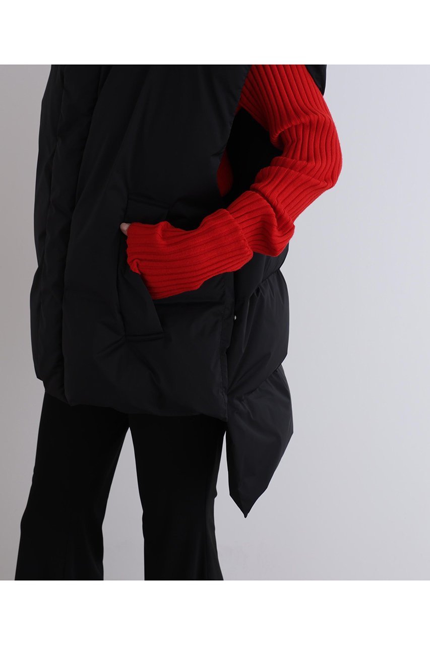 【ル フィル/LE PHIL】のボクシーシルエットダウンベスト 人気、トレンドファッション・服の通販 founy(ファニー) 　ファッション　Fashion　レディースファッション　Fashion for Women　アウター　Coat / Outerwear Collection　レディースジャケット・軽アウター　Jackets　インナー　Innerwear　ジャケット　Jacket, Outerwear　ストレッチ　Stretch, Stretchy Fabric　スリット　Slit, Slit Detail　スリーブ　Sleeve, Long Sleeve / Short Sleeve　タフタ　Taffeta, Structured Fabric　ダウン　Down, Puffer　バランス　Balance, Style Balance　パターン　Pattern, Design Print　ビッグ　Big, Oversized　ベスト　Vest, Waistcoat　再入荷　Restock / Back in Stock　other-8|ID: prp329100004717965 ipo3291000000034451433