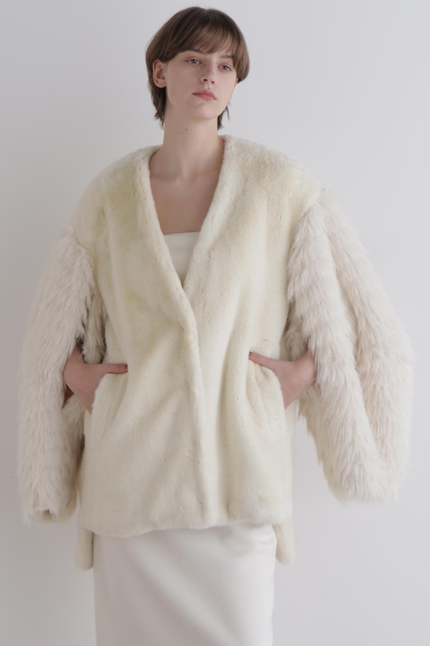 【ル フィル/LE PHIL】のフェイクファーコンビジャケット 人気、トレンドファッション・服の通販 founy(ファニー) 　ファッション　Fashion　レディースファッション　Fashion for Women　アウター　Coat / Outerwear Collection　レディースジャケット・軽アウター　Jackets　おすすめ　Recommended / Our Picks　なめらか　Smooth, Silky Texture　カーディガン　Cardigan, Knitwear　ジャケット　Jacket, Outerwear　スタンダード　Standard, Basic　スリット　Slit, Slit Detail　フェイクファー　Faux Fur, Imitation Fur　新作・新入荷　New Arrivals / New In　other-2|ID: prp329100004717967 ipo3291000000034091195