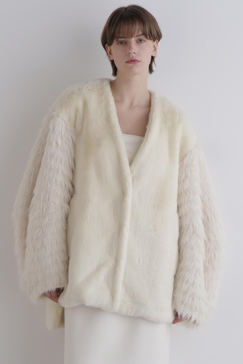 【ル フィル/LE PHIL】のフェイクファーコンビジャケット 人気、トレンドファッション・服の通販 founy(ファニー) 　ファッション　Fashion　レディースファッション　Fashion for Women　アウター　Coat / Outerwear Collection　レディースジャケット・軽アウター　Jackets　おすすめ　Recommended / Our Picks　なめらか　Smooth, Silky Texture　カーディガン　Cardigan, Knitwear　ジャケット　Jacket, Outerwear　スタンダード　Standard, Basic　スリット　Slit, Slit Detail　フェイクファー　Faux Fur, Imitation Fur　新作・新入荷　New Arrivals / New In　other-4|ID: prp329100004717967 ipo3291000000034091199