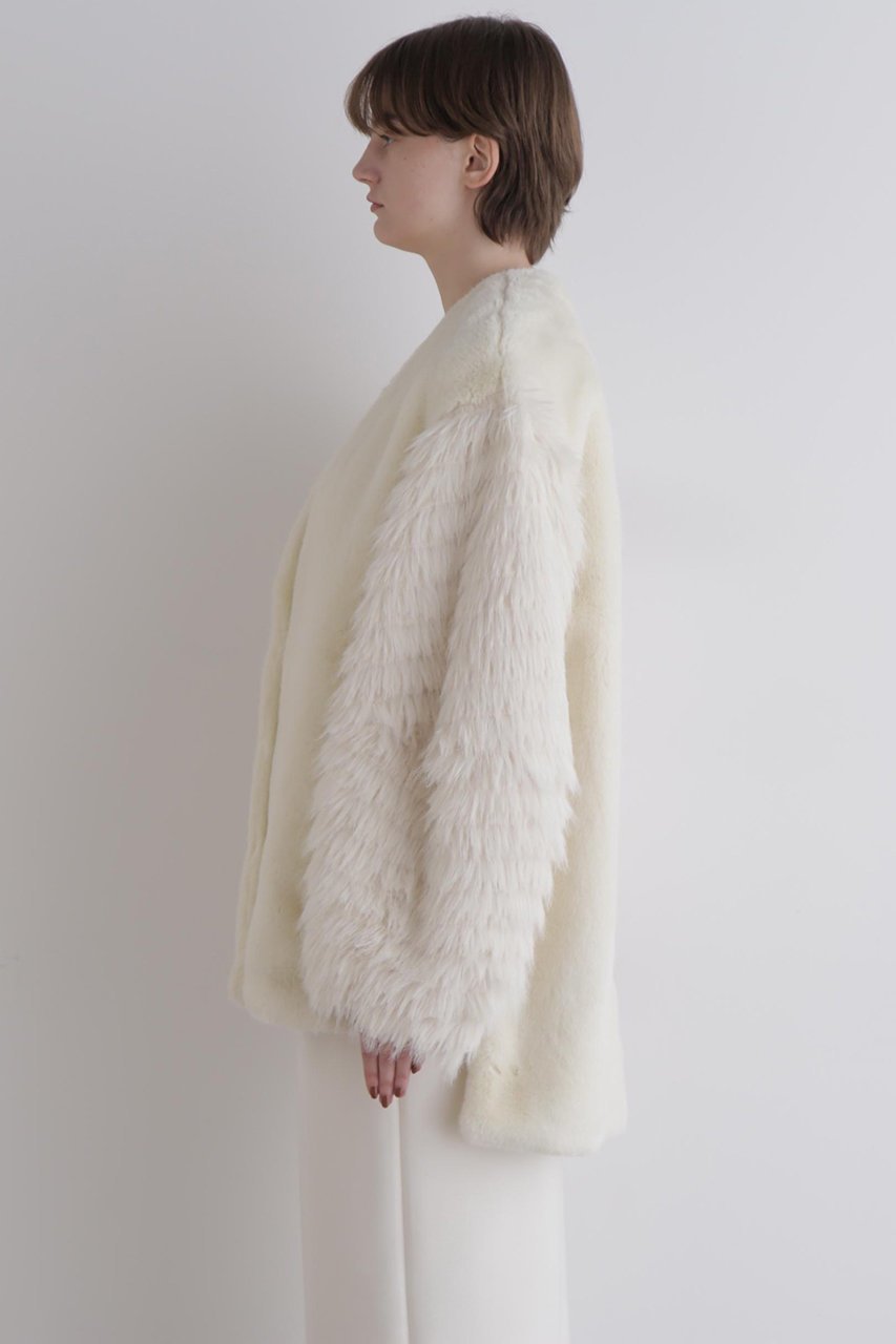【ル フィル/LE PHIL】のフェイクファーコンビジャケット 人気、トレンドファッション・服の通販 founy(ファニー) 　ファッション　Fashion　レディースファッション　Fashion for Women　アウター　Coat / Outerwear Collection　レディースジャケット・軽アウター　Jackets　おすすめ　Recommended / Our Picks　なめらか　Smooth, Silky Texture　カーディガン　Cardigan, Knitwear　ジャケット　Jacket, Outerwear　スタンダード　Standard, Basic　スリット　Slit, Slit Detail　フェイクファー　Faux Fur, Imitation Fur　新作・新入荷　New Arrivals / New In　other-5|ID: prp329100004717967 ipo3291000000034091200