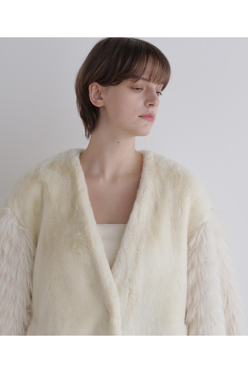 【ル フィル/LE PHIL】のフェイクファーコンビジャケット 人気、トレンドファッション・服の通販 founy(ファニー) ファッション Fashion レディースファッション Fashion for Women アウター Coat / Outerwear Collection レディースジャケット・軽アウター Jackets おすすめ Recommended / Our Picks なめらか Smooth, Silky Texture カーディガン Cardigan, Knitwear ジャケット Jacket, Outerwear スタンダード Standard, Basic スリット Slit, Slit Detail フェイクファー Faux Fur, Imitation Fur 再入荷 Restock / Back in Stock other-7|ID: prp329100004717967 ipo3291000000035726836