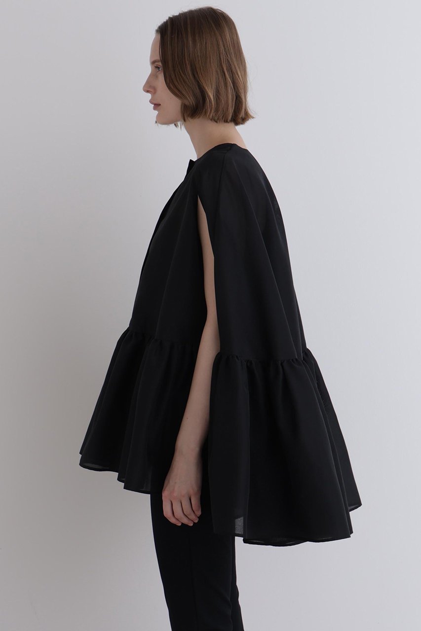 【ル フィル/LE PHIL】のシアーオーガンジーケープブラウス 人気、トレンドファッション・服の通販 founy(ファニー) ファッション Fashion レディースファッション Fashion for Women トップス・カットソー Cut & Sew Tops シャツ・ブラウス・オフィスカジュアル Elegant Blouses & Button-Ups おすすめ Recommended / Our Picks オーガンジー Organza Fabric シアー Sheer, See-Through スタンダード Standard, Basic スリット Slit, Slit Detail スリーブ Sleeve, Long Sleeve / Short Sleeve タートルネック Turtleneck, High Neck ボトム Bottoms, Lower Wear ロング Long, Long-Length ワイド Wide, Wide Fit other-4|ID: prp329100004717973 ipo3291000000034376986