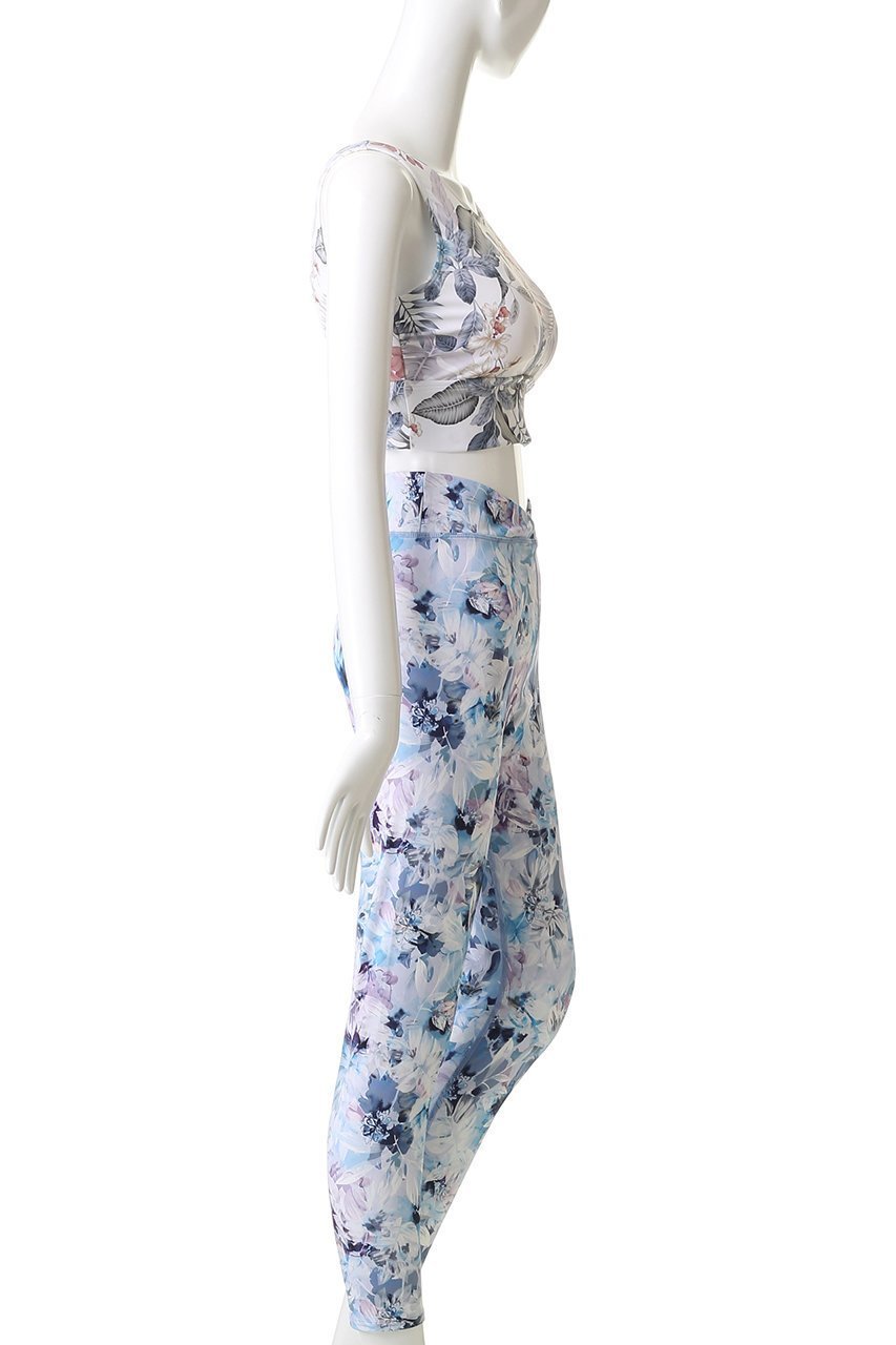 【レイール/Reir】の【水陸両用】プリントブラトップ 人気、トレンドファッション・服の通販 founy(ファニー) 　ファッション　Fashion　レディースファッション　Fashion for Women　トップス・カットソー　Cut & Sew Tops　スポーツウェア　Functional & Stylish Sportswear　スポーツ トップス　Athletic Tops / Workout Tops / Training Shirts　2025年　2025　2025-2026秋冬・A/W　Autumn/Winter 2025–26 AW25–26　おすすめ　Recommended / Our Picks　シンプル　Simple, Minimal　ストレッチ　Stretch, Stretchy Fabric　スポーツ　Sports, Activewear　プリント　Print, Printed Pattern　メッシュ　Mesh, Net Fabric　水着　Swimsuit, Swimwear　A/W・秋冬　Autumn/Winter　other-3|ID: prp329100004717991 ipo3291000000034091364