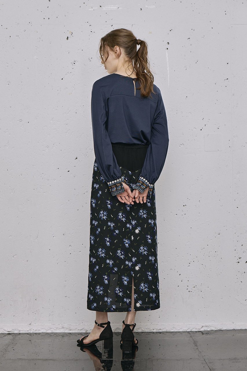 【ロキト/LOKITHO】のフラワー エンブロイダリー ストレート スカート 人気、トレンドファッション・服の通販 founy(ファニー) 　ファッション　Fashion　レディースファッション　Fashion for Women　スカート　Skirts　ロングスカート　Long Skirts / Maxi & Midi Skirts　エンブロイダリー　Embroidery Design　ストレート　Straight, Straight Cut　フラワー　Flower, Floral　フロント　Front, Front Design　ロング　Long, Long-Length　無地　Plain, Solid Color　other-7|ID: prp329100004719397 ipo3291000000035924730