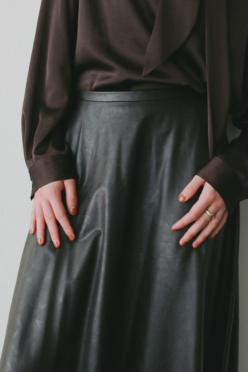 【ハー/HER.】の【10/9 0:00販売開始】フェイクレザーマキシフレアスカート 人気、トレンドファッション・服の通販 founy(ファニー) 　ファッション　Fashion　レディースファッション　Fashion for Women　スカート　Skirts　Aライン・フレアスカート　A-Line & Flared Skirts　ロングスカート　Long Skirts / Maxi & Midi Skirts　フレア　Flare, Flared　マキシ　Maxi, Full Length　ロング　Long, Long-Length　新作・新入荷　New Arrivals / New In　other-6|ID: prp329100004721420 ipo3291000000034121523